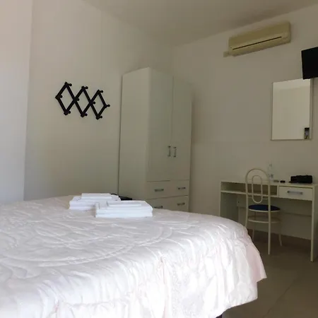 Dell'amicizia Hotel